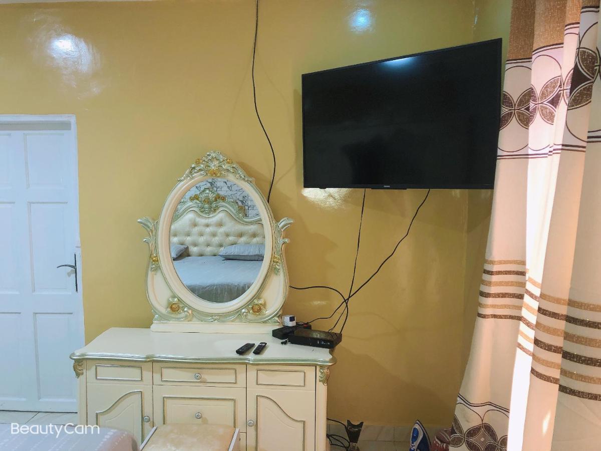 Awamuulamin Manneh Guest House Abuko Экстерьер фото