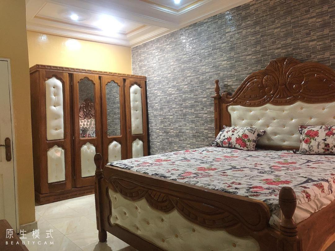 Awamuulamin Manneh Guest House Abuko Экстерьер фото