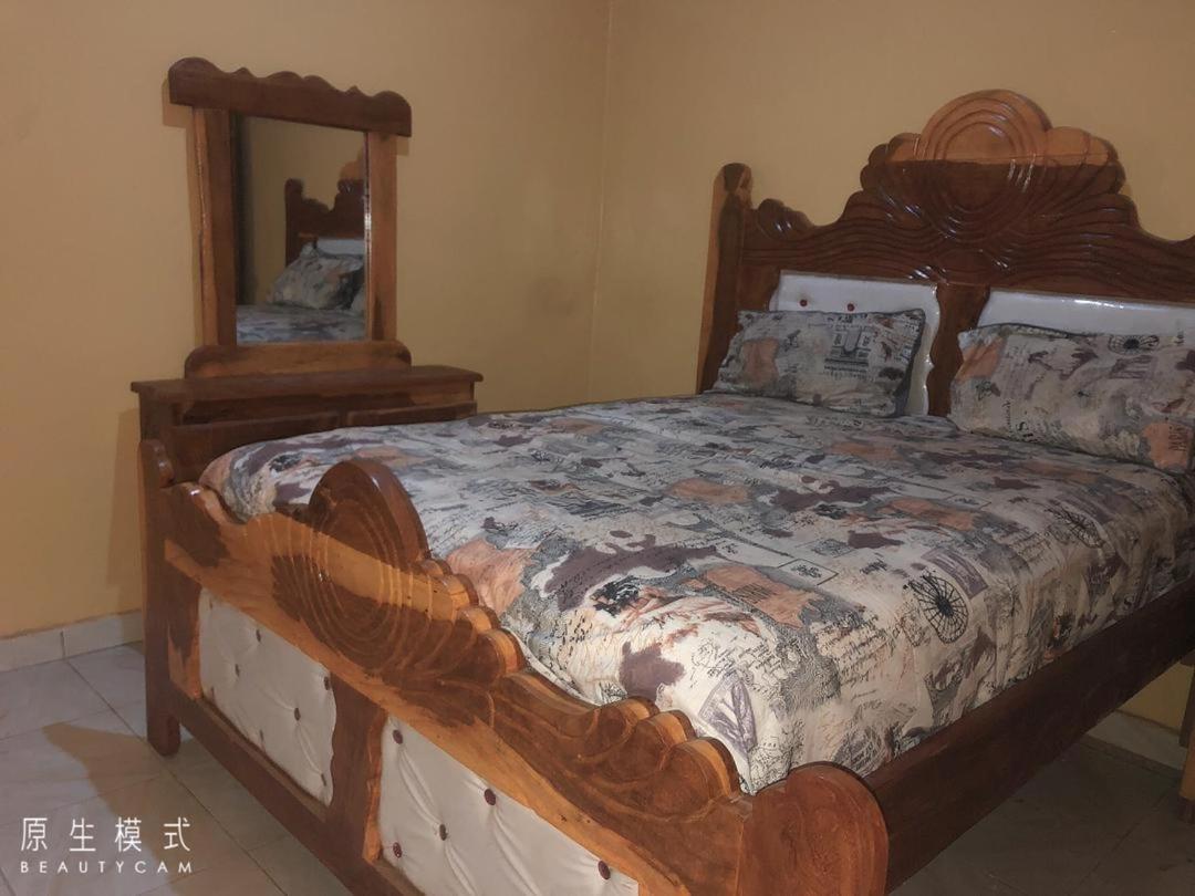 Awamuulamin Manneh Guest House Abuko Экстерьер фото